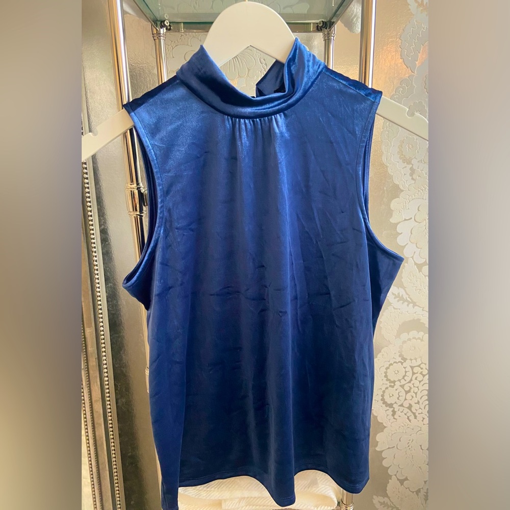 NWT Banana Republic Sapphire Blue Sleeveless Top Size Small Tie Back Neck